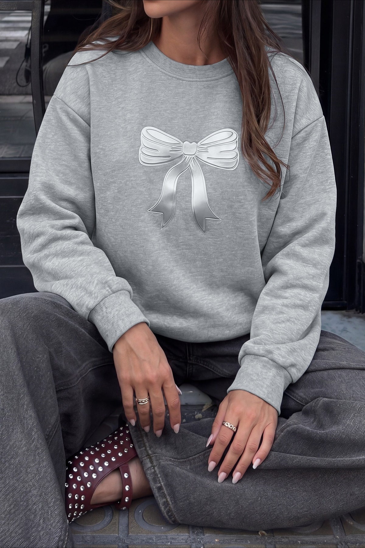 Bow Oversize Crewneck Sweatshirt