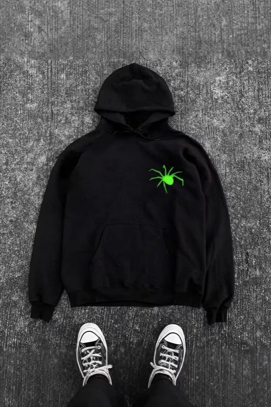 Spider Graphic Heavyweight Pullover Hoodie
