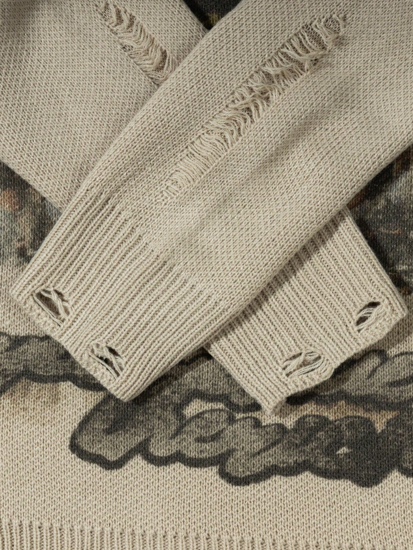 Men's Street Style French Oil Painting Print Distressed Long Sleeve Sweater