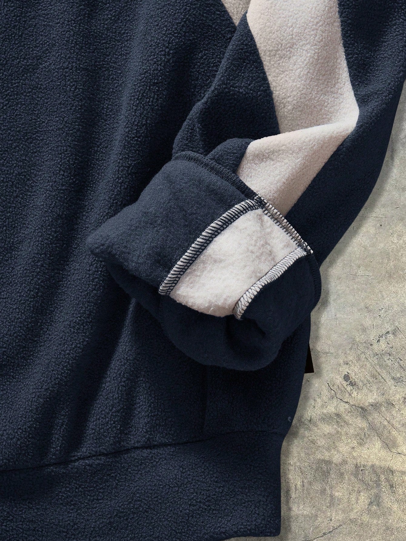 Loose Fit Knit Long Sleeve Pullover Sweatshirt