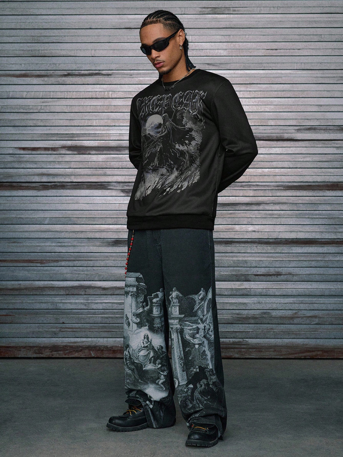 Casual Retro Print Loose Fit Men's Sweatshirt