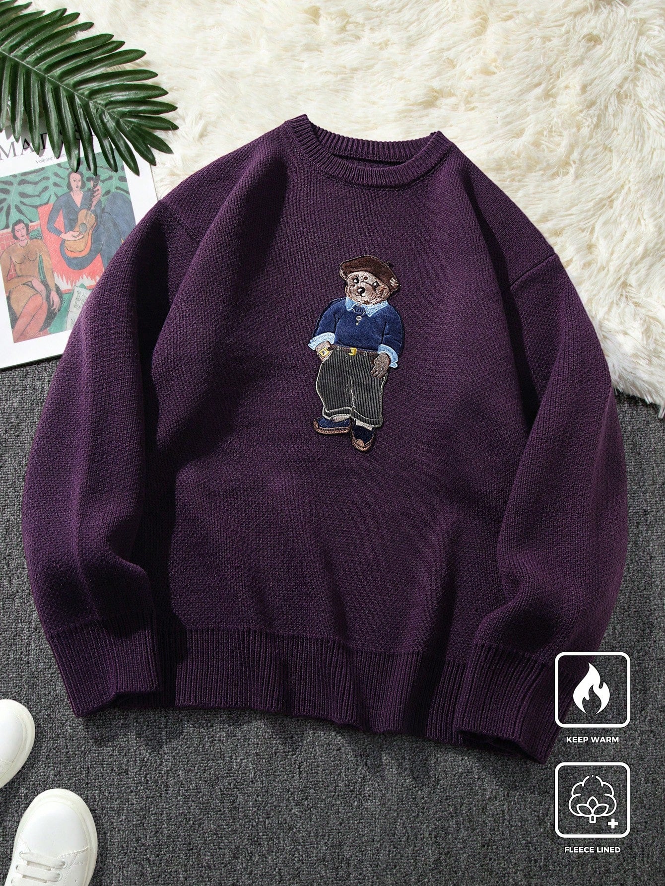 Claim Dot Men’s Cartoon Bear Embroidered Crew Neck Sweater