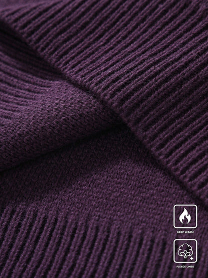 Claim Dot Men’s Cartoon Bear Embroidered Crew Neck Sweater