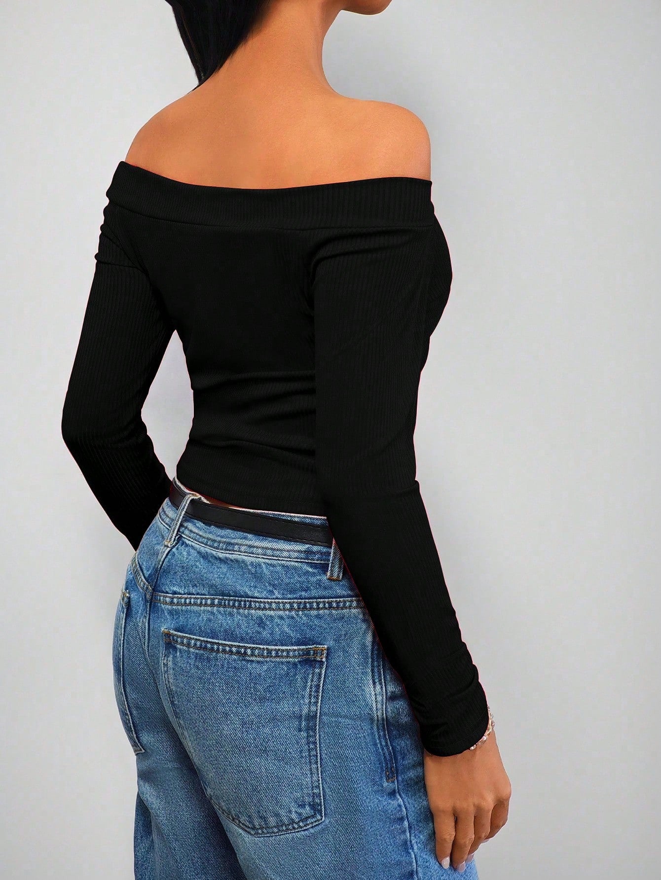 Cropped Off-Shoulder Ghost Claw Print Top