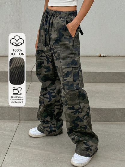Women’s Camouflage Pants with Stylish Pocket Design – Modern Streetwear with Effortless Utility