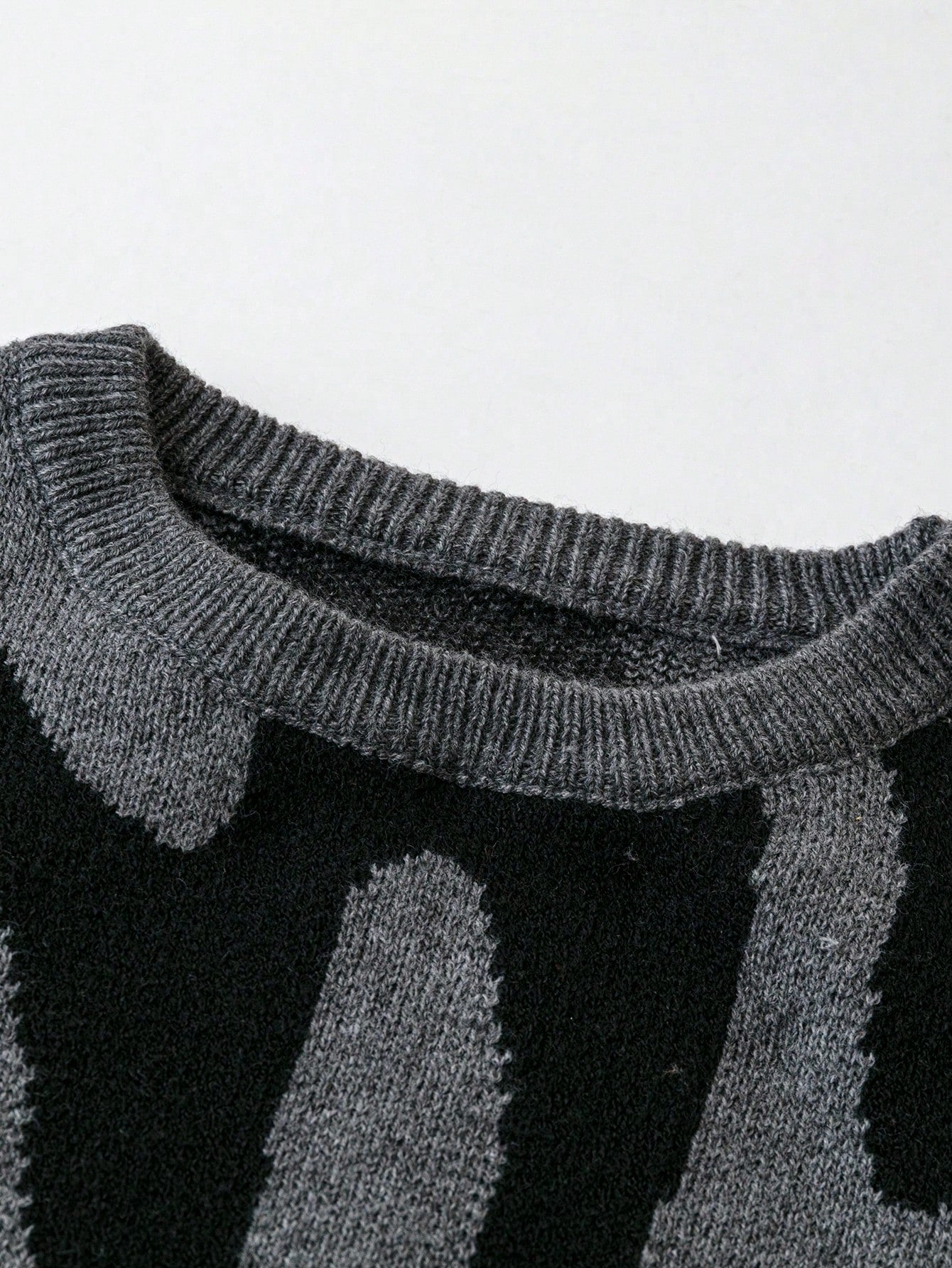 Fashion Pattern Crew Neck Long Sleeve Casual Pullover Graphic Drop Shoulder Monogram Streetwear Knit Sweater