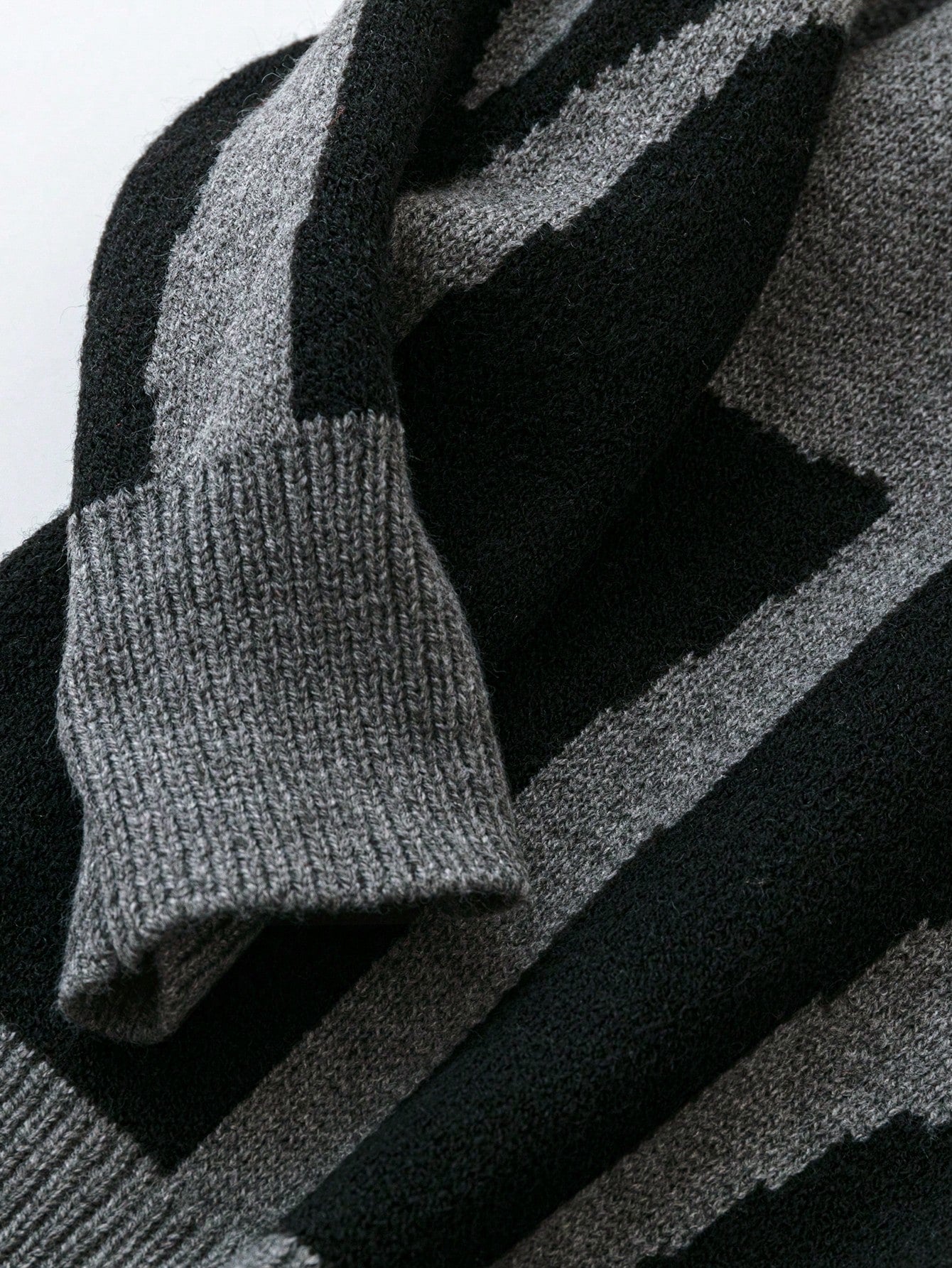 Fashion Pattern Crew Neck Long Sleeve Casual Pullover Graphic Drop Shoulder Monogram Streetwear Knit Sweater