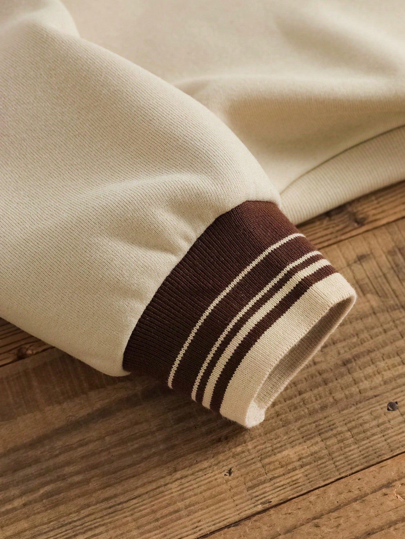 Graphic Striped Trim V-Neck Pullover Sweatshirt for Women