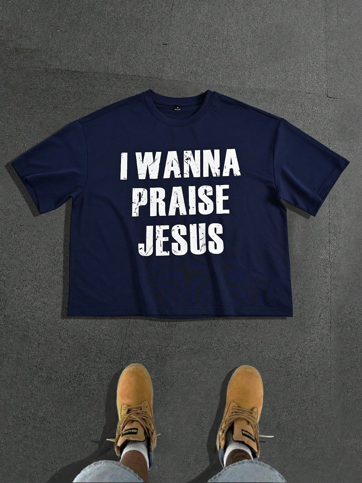 I Wanna Praise Jesus Oversized Graphic Tee
