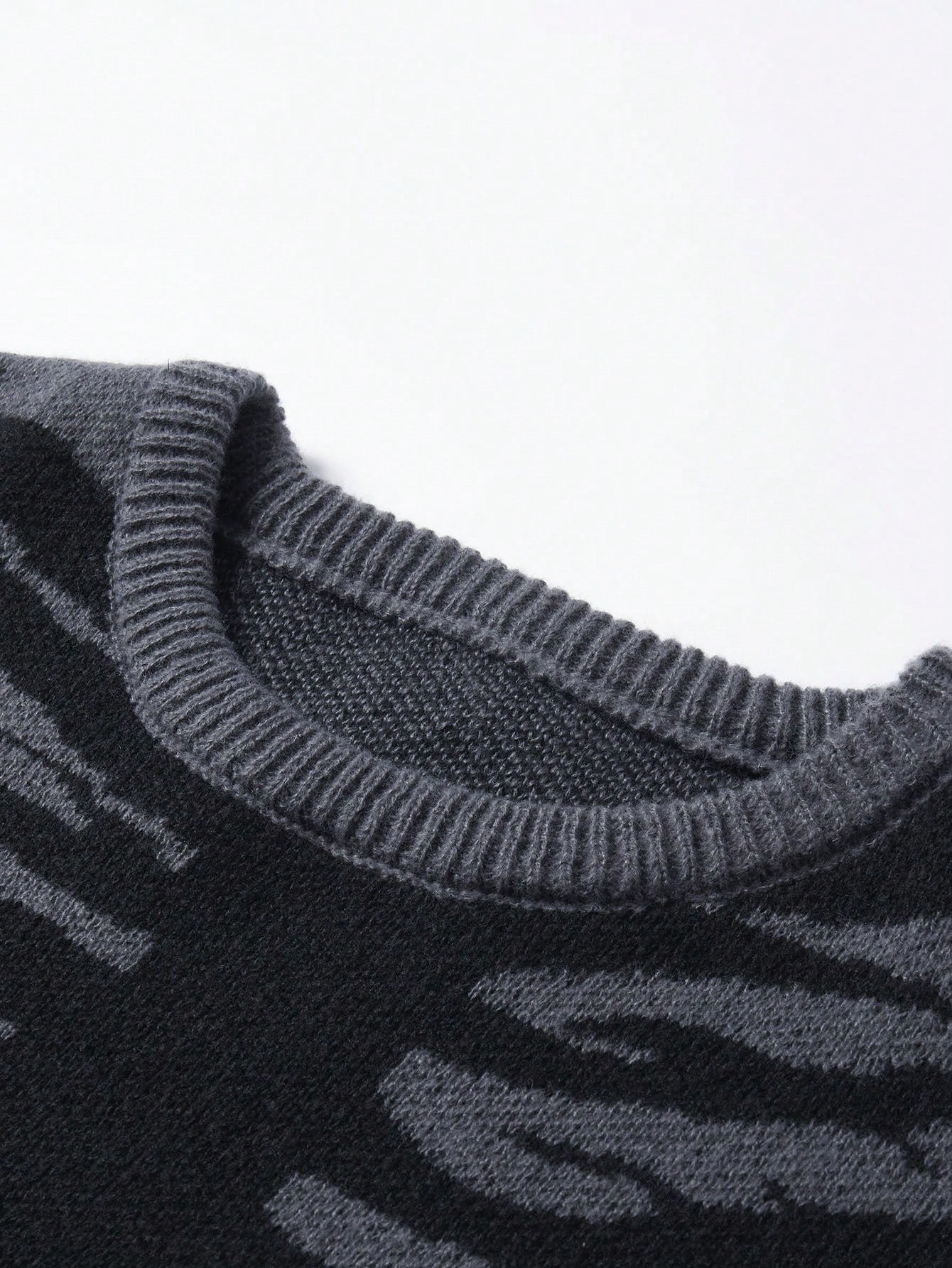 Men Halloween Skeleton Color Block Pullover Sweater