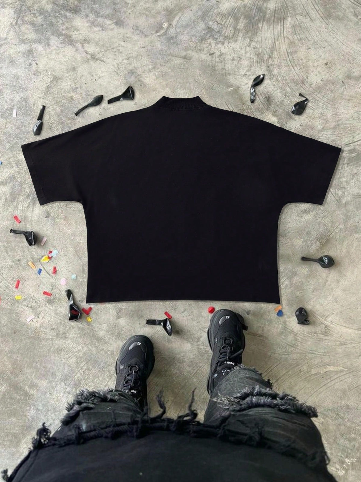 Men Y2K Black White Portrait Graphic Oversized Tee