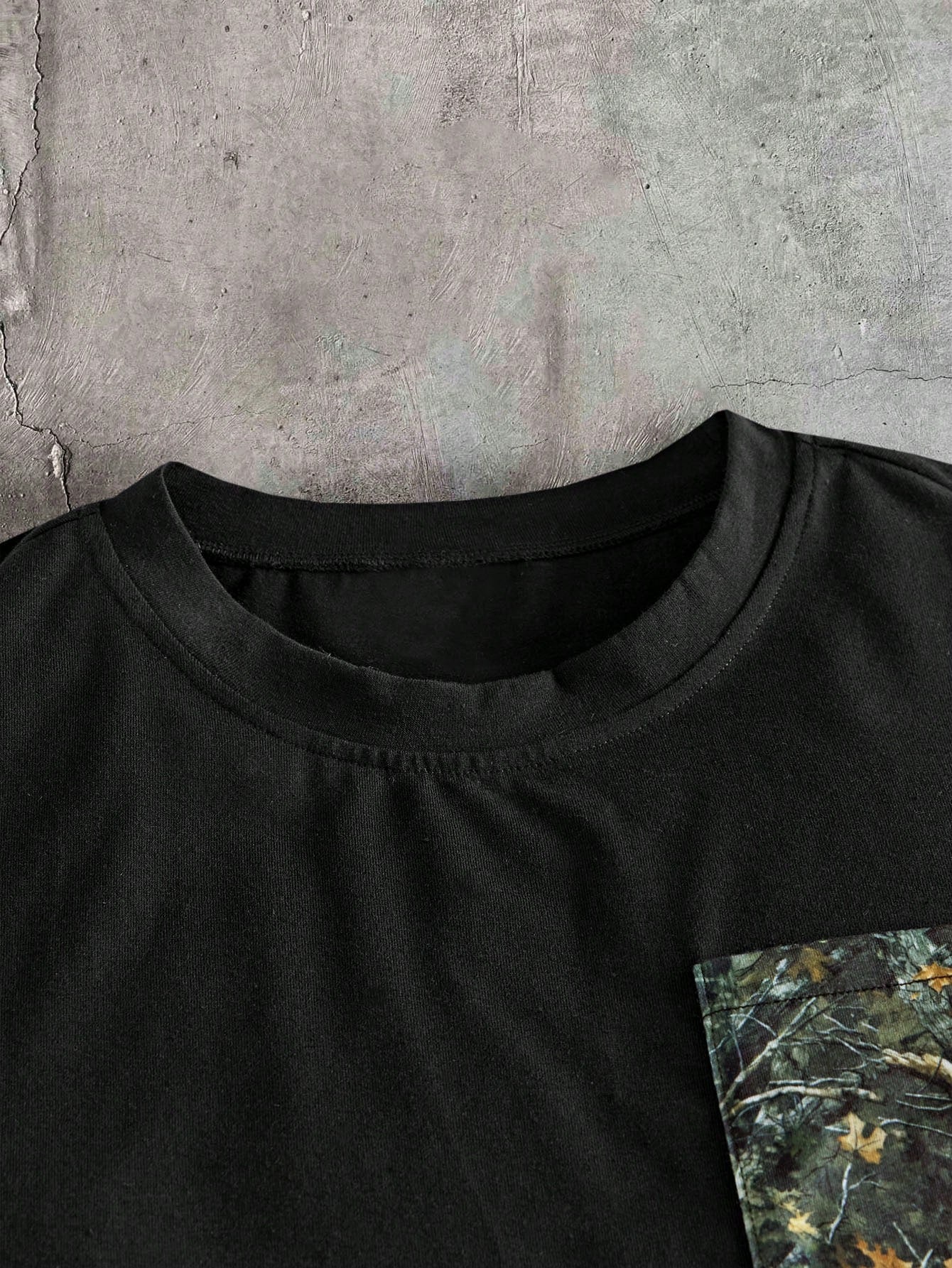 Men's Casual Printed Pocket T-Shirt