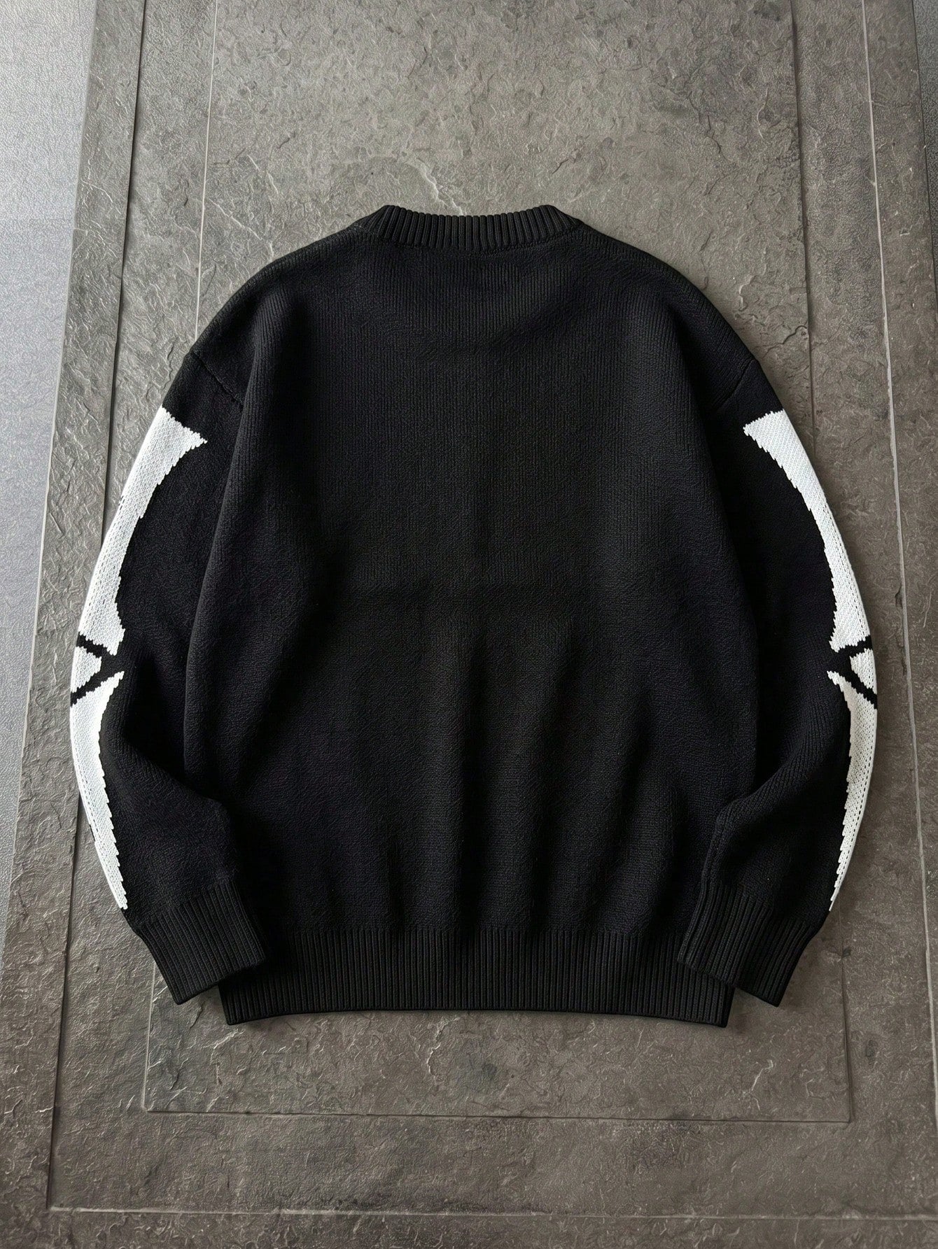 Men's Skeleton Pattern Pullover Sweater