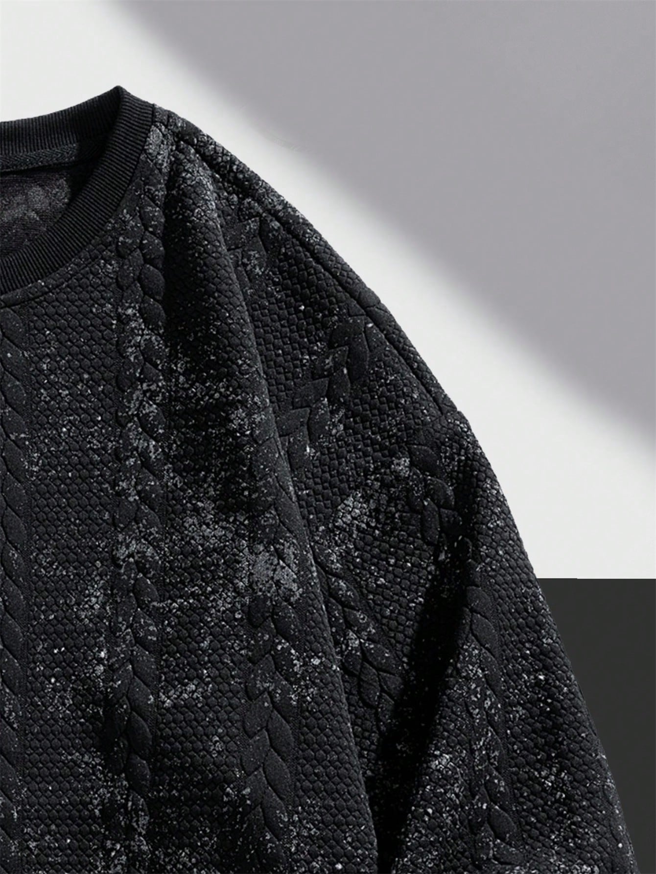 Men’s Fashionable Casual Crew Neck Warm Sweatshirt