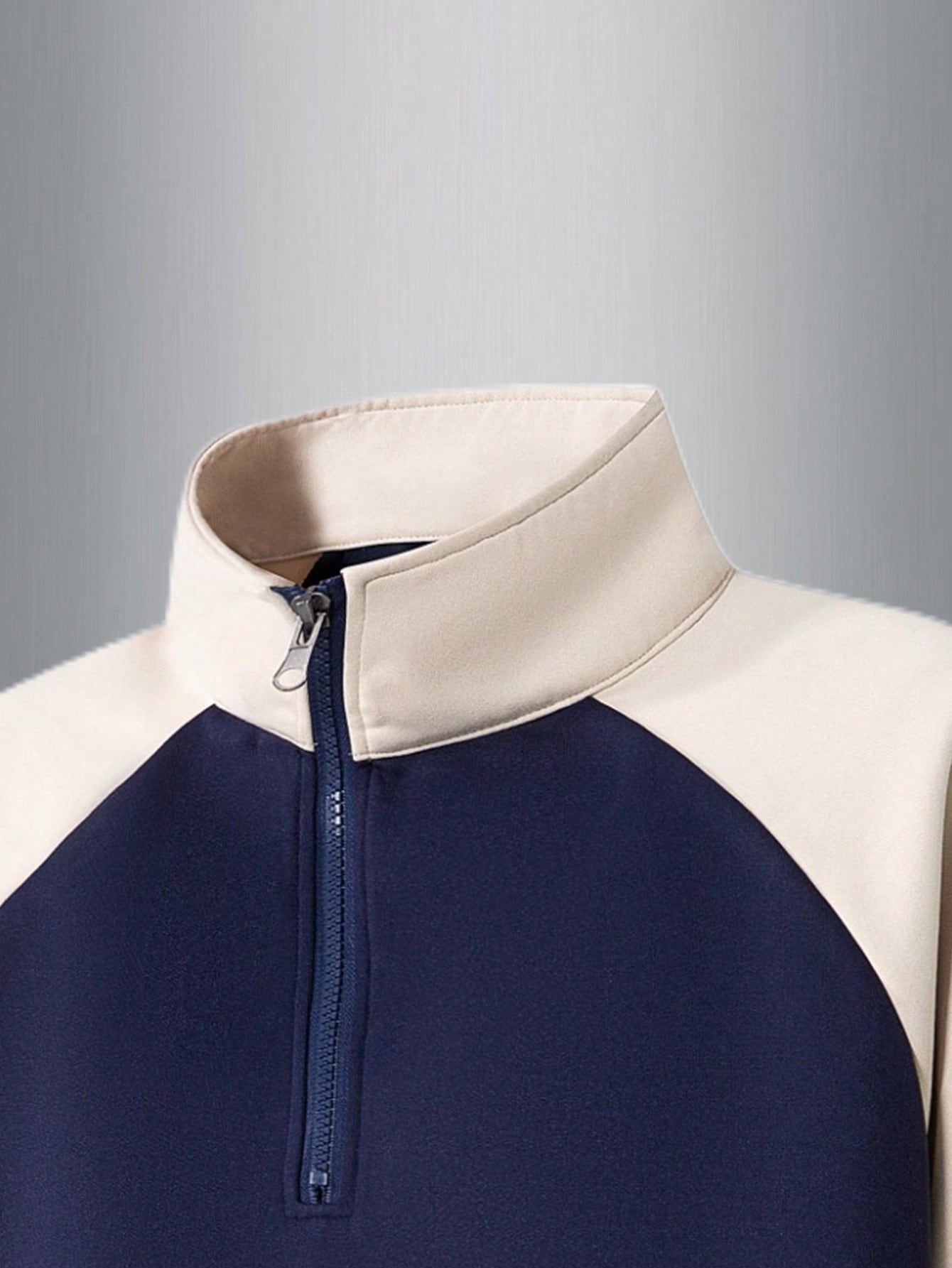 Men’s Raglan Sleeve Striped Half-Zip Sweatshirt