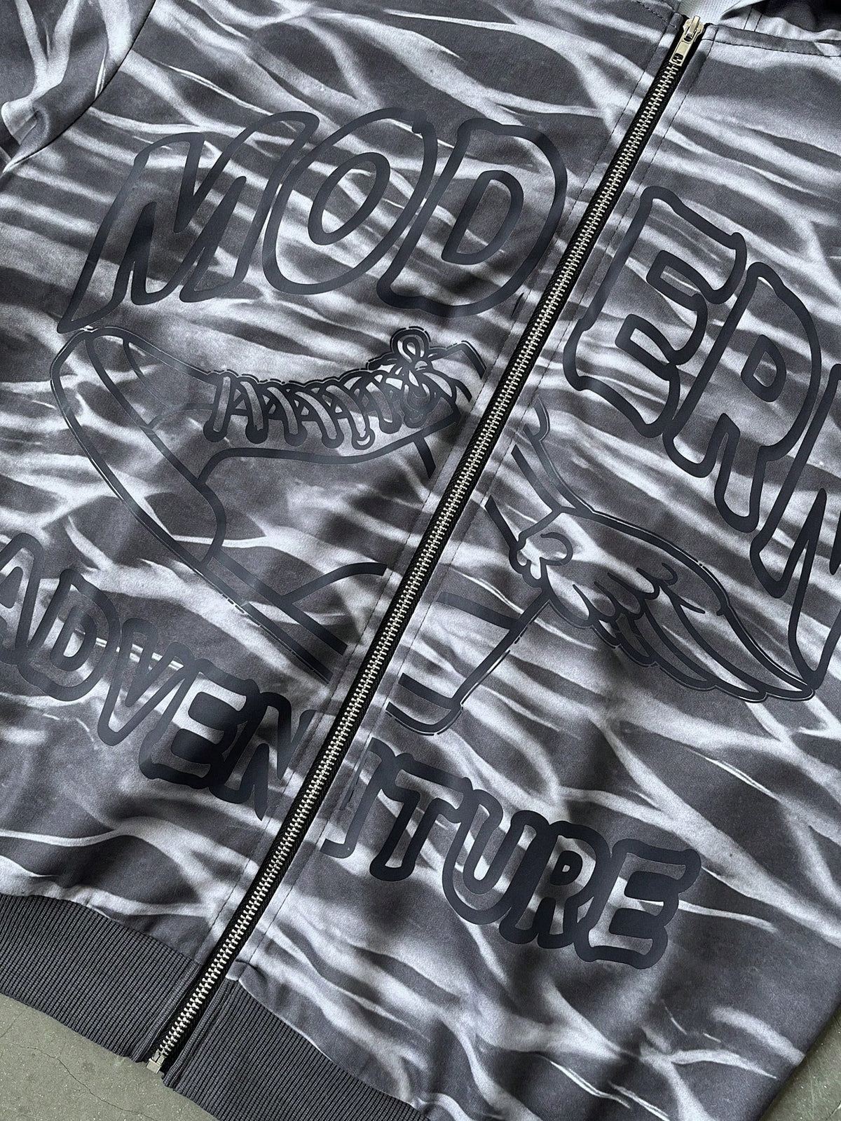 Modern Adventure Graphic Zip-Up Hoodie