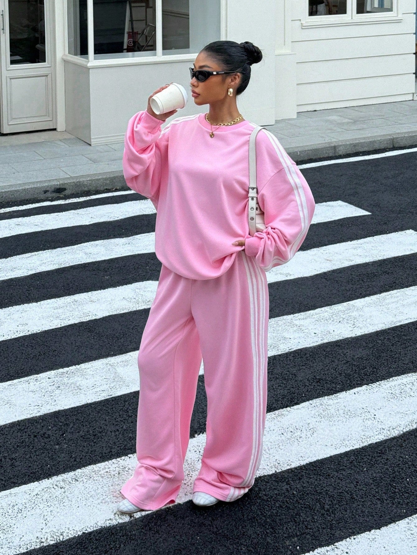 Women’s Pink Oversized Sweatshirt & Sweatpants 2 Piece Set