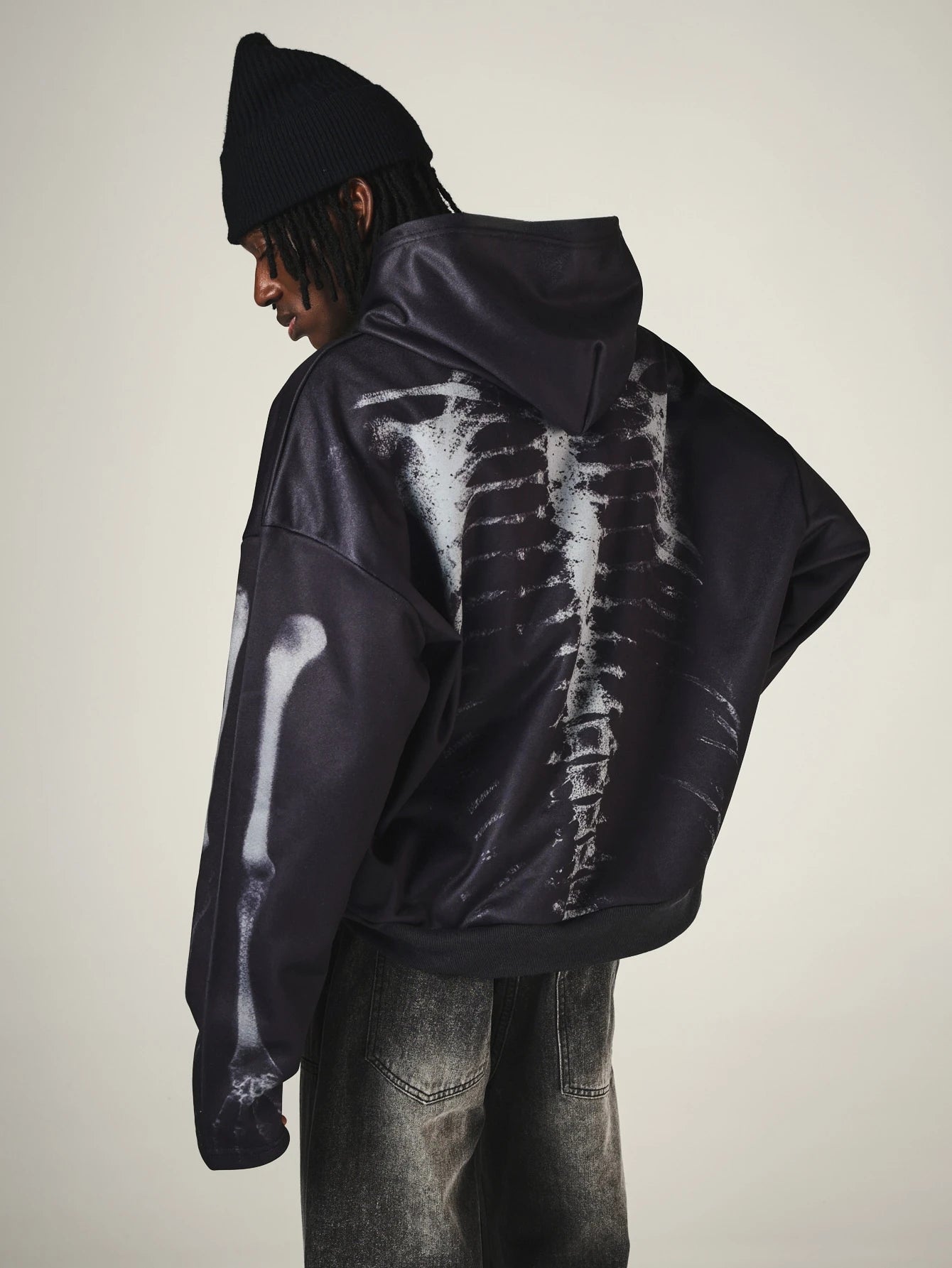 Oversized Skeleton X-Ray Graphic Hoodie