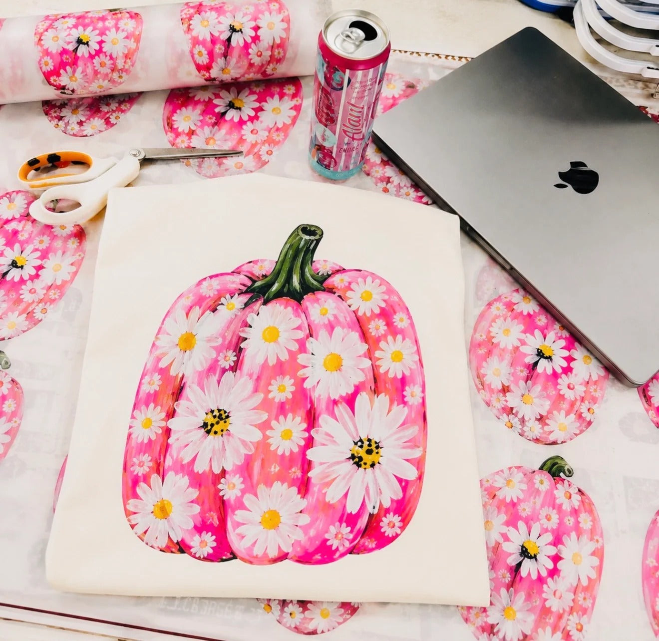 Pink Daisy Floral Pumpkin Cozy Autumn Halloween Graphic T-Shirt