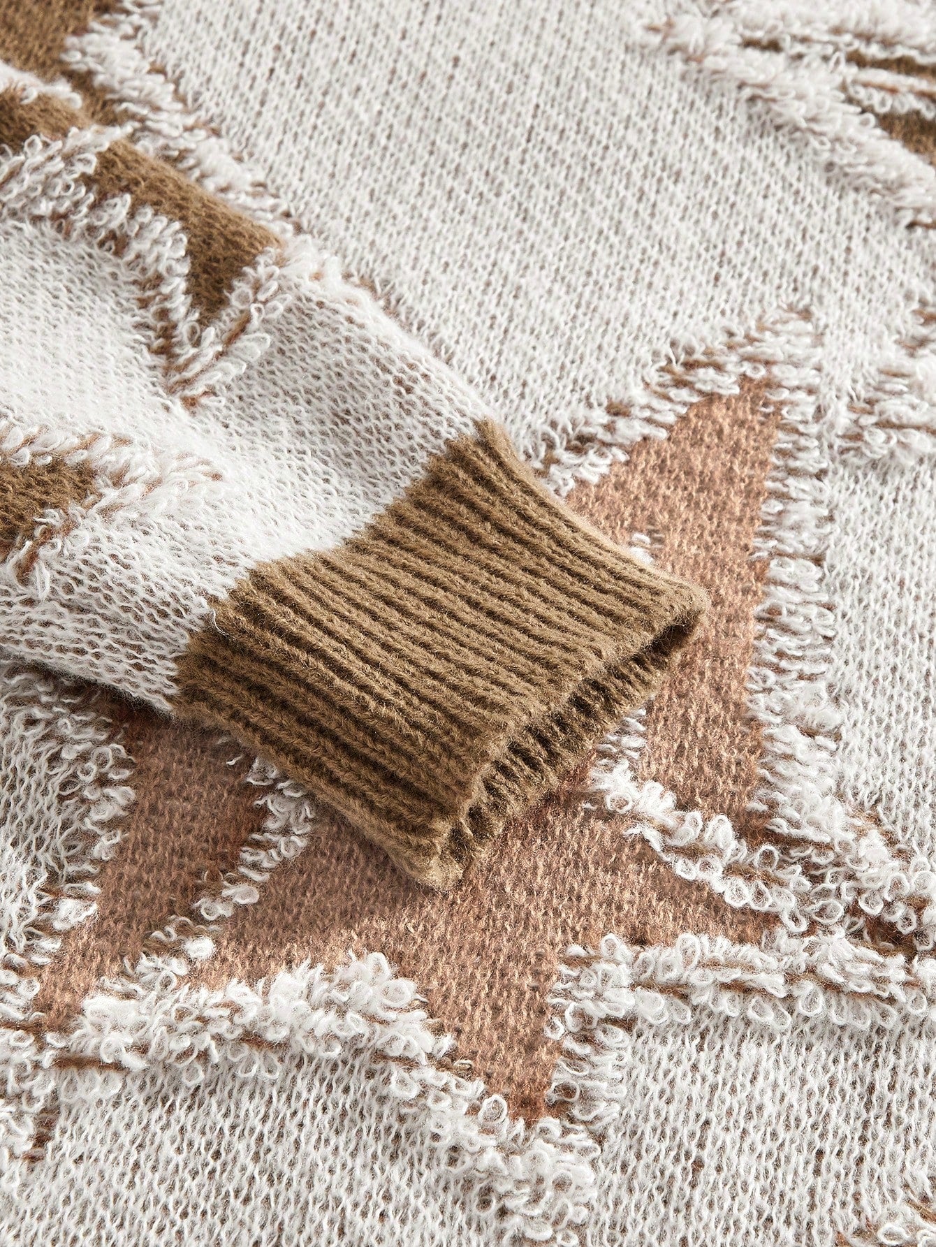 Street Life Men’s Stylish Contrast Color Star Jacquard Pullover Sweater