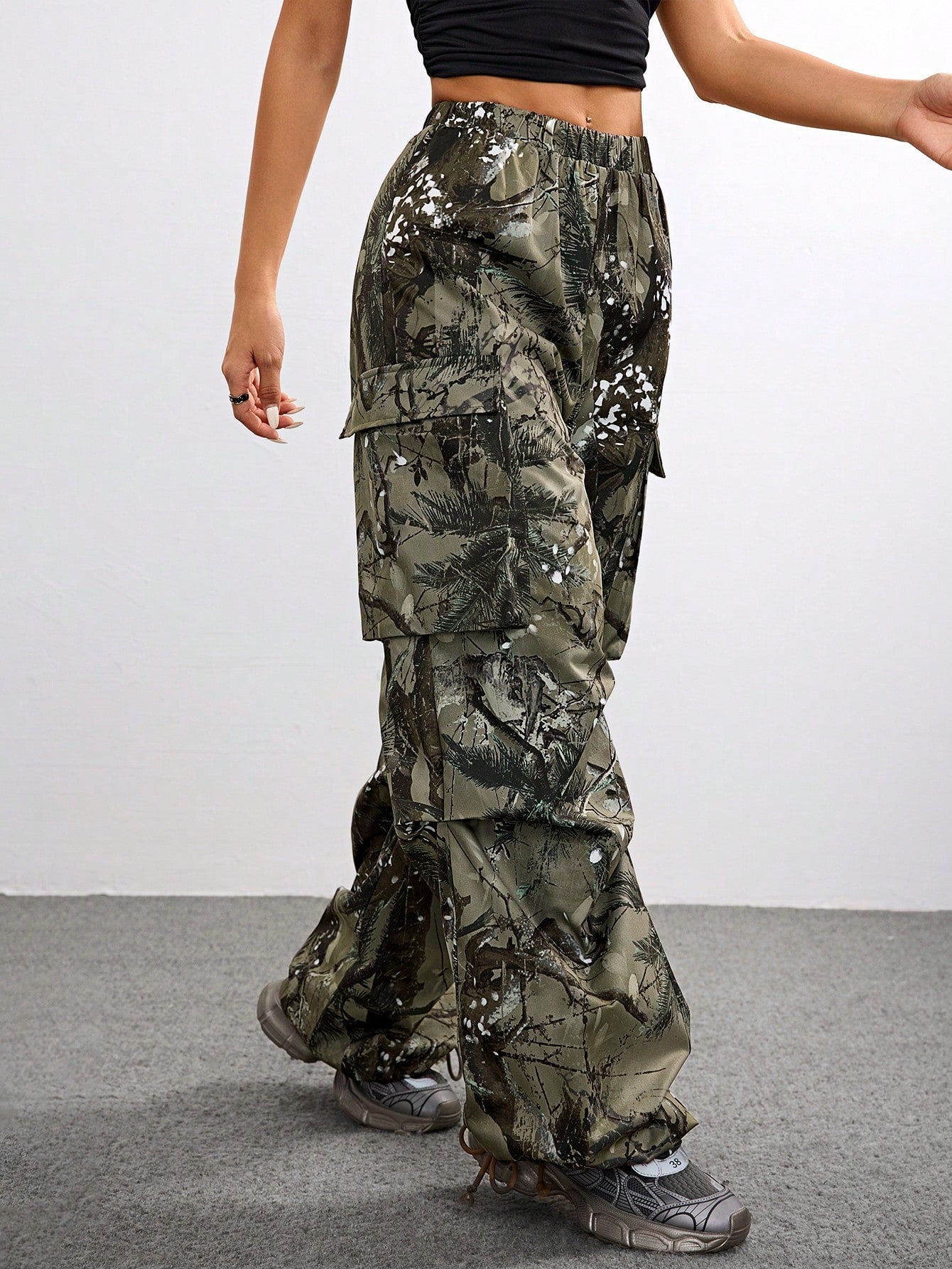 Women's Fall Cargo Grunge Floral Wide Leg Pants – Loose Fit Casual Streetwear Essential