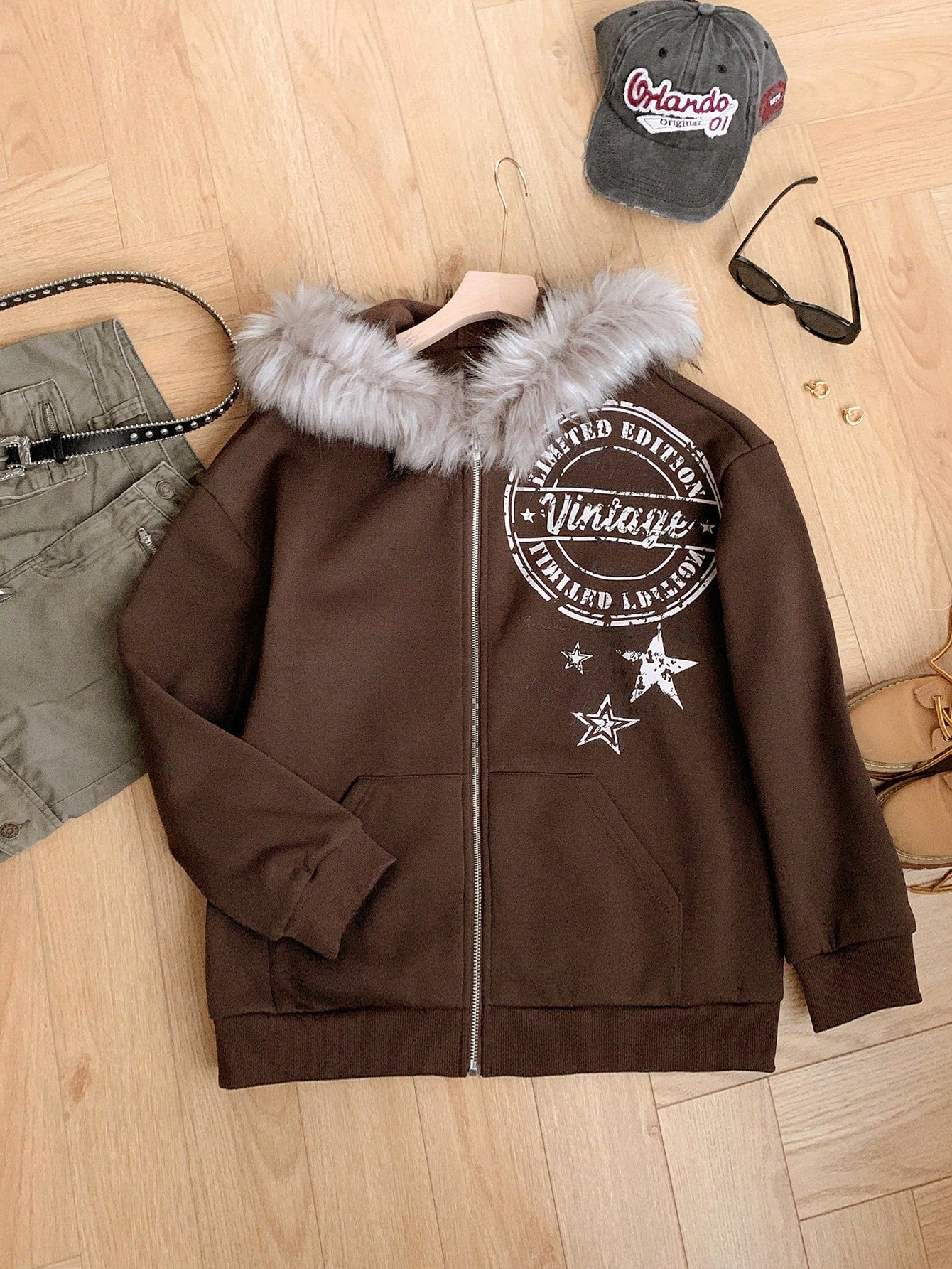 Women’s Printed Fleece Hoodie Cozy Casual Style for Fall & Winter