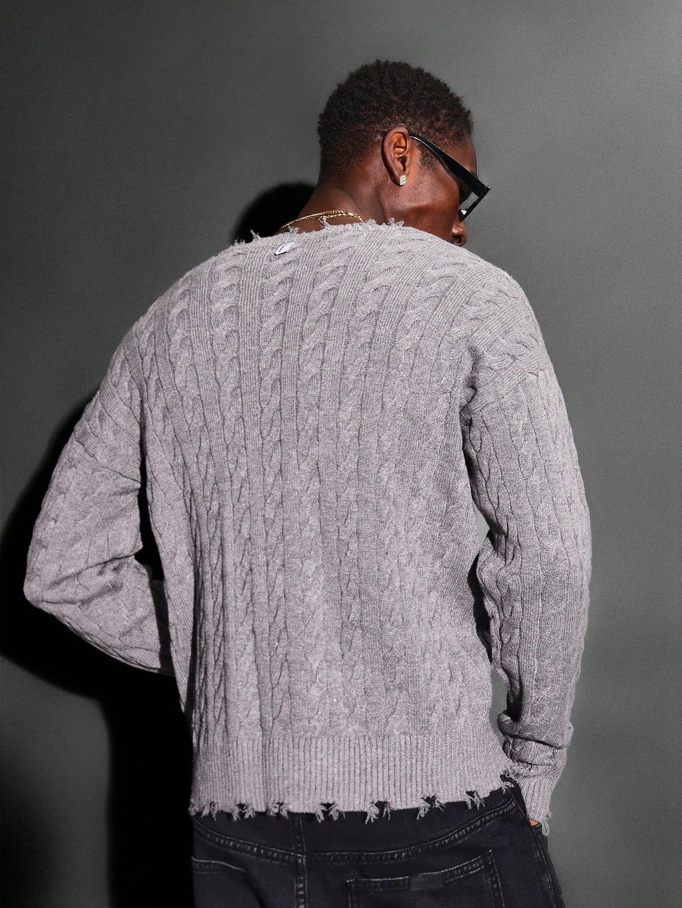 Crop Fit Cable Knit Distressed Sweater Grunge Streetwear Essential for Winter