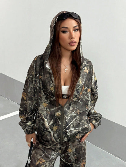 Women Retro Leaf Print Oversize Hooded Sweatshirt