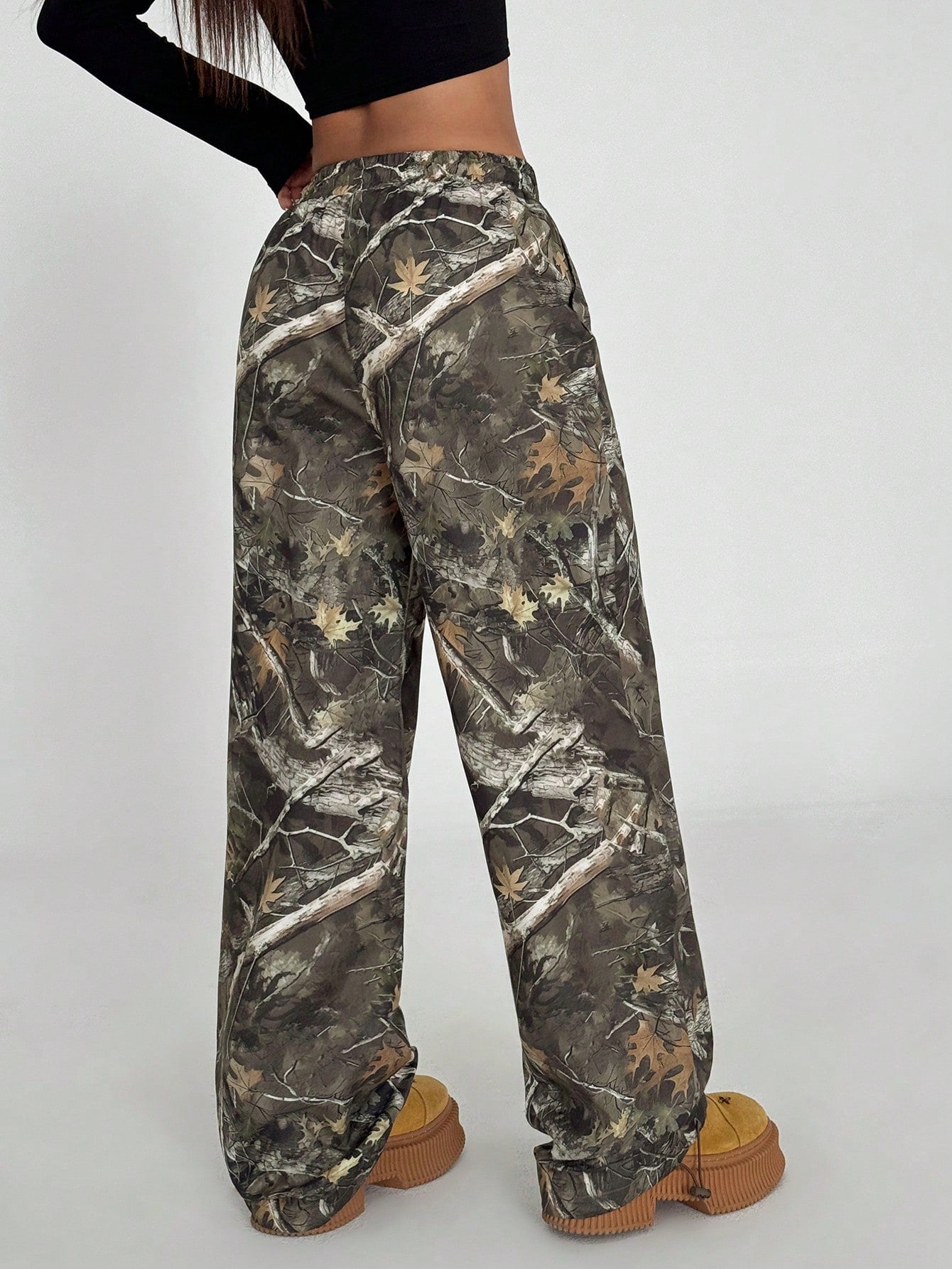 Women’s Army Green Print Wide Leg Cargo Pants