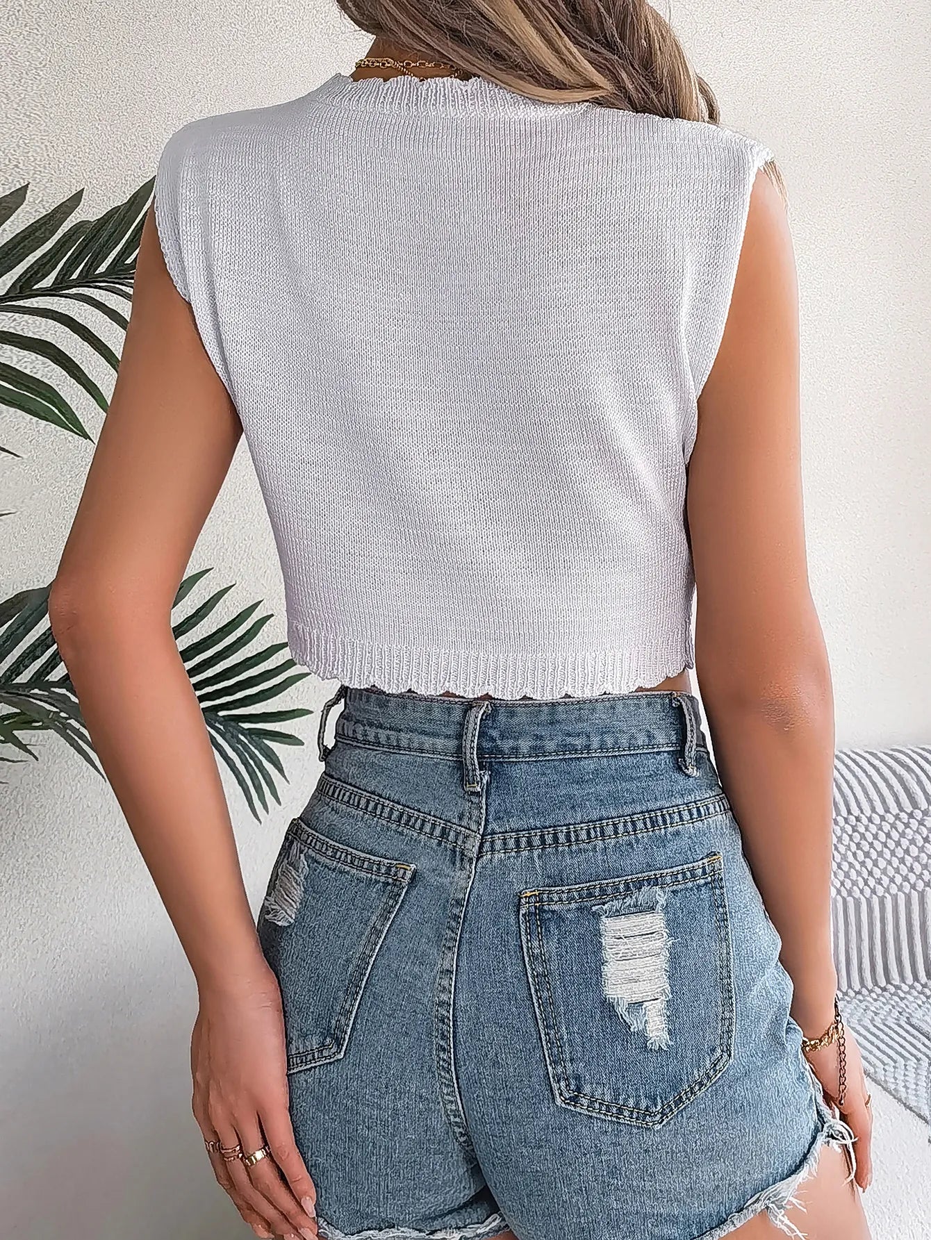 Leaf Hollow Out Cropped Knit Vacation Tank Top