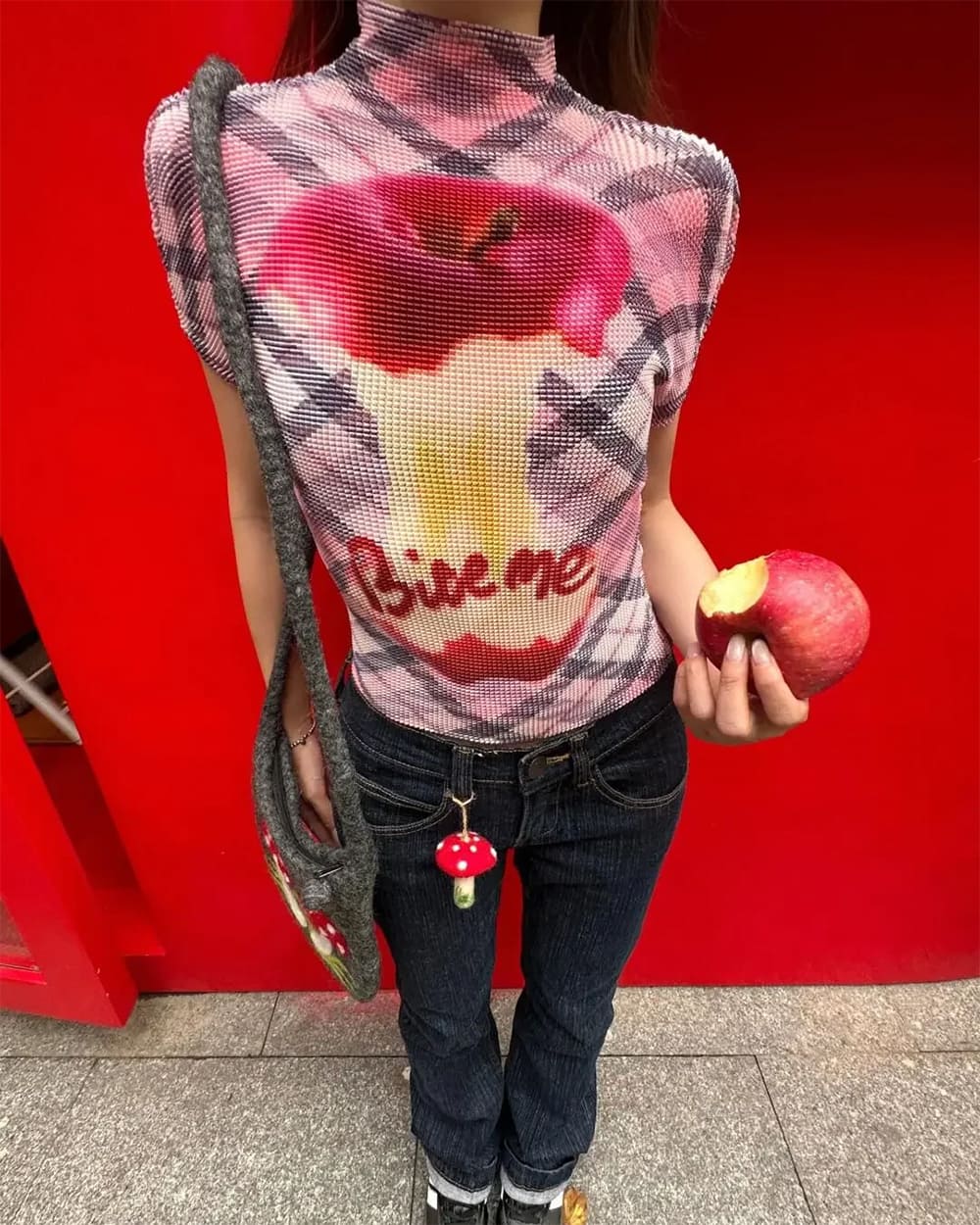 Apple Core Print Y2K Baby Tee