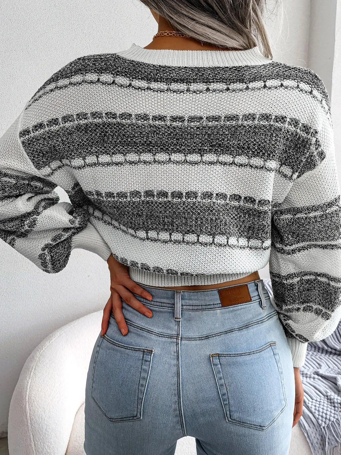 Fashion Color Block Long Sleeve Cropped Knit Sweater