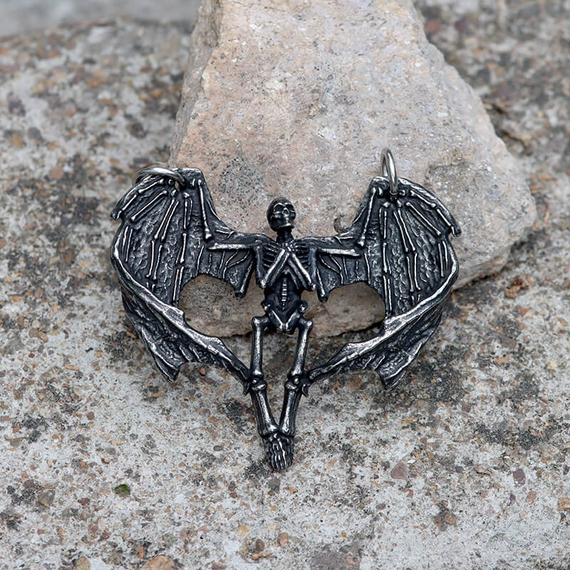 Heart Shape Skeleton Stainless Steel Skull Pendant