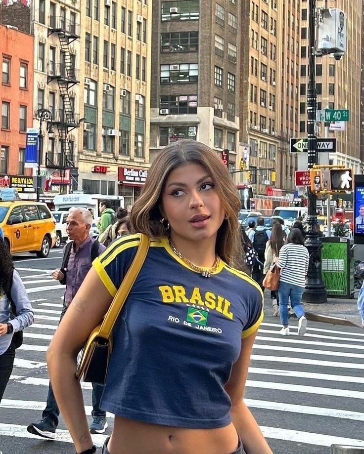 London England Soccer Graphic Navy Ringer Tee