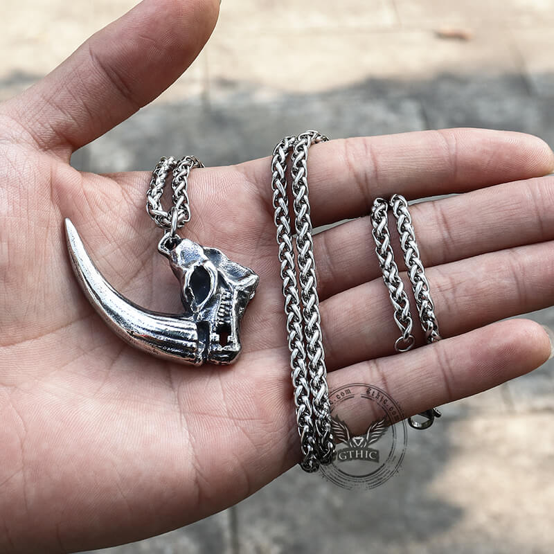 Mandalorian Mudhorn Skull Stainless Steel Pendant