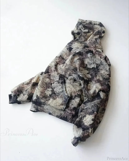 Maple Leaf Graphic Pullover Hoodie