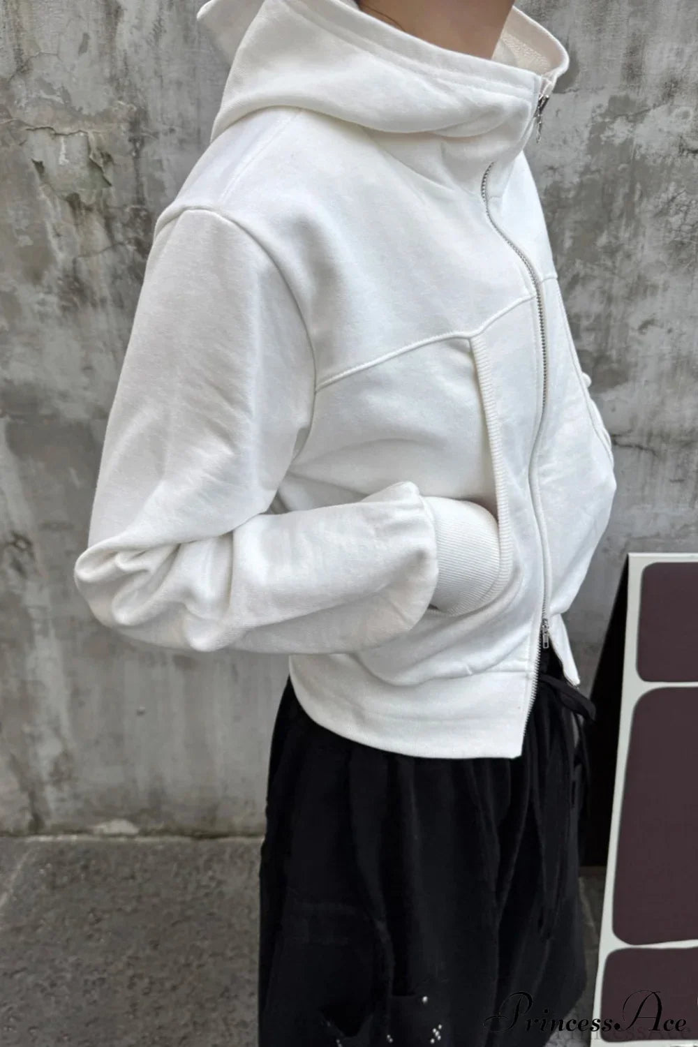 Minimalist Athleisure Slim Fit Zip-Up Hoodie