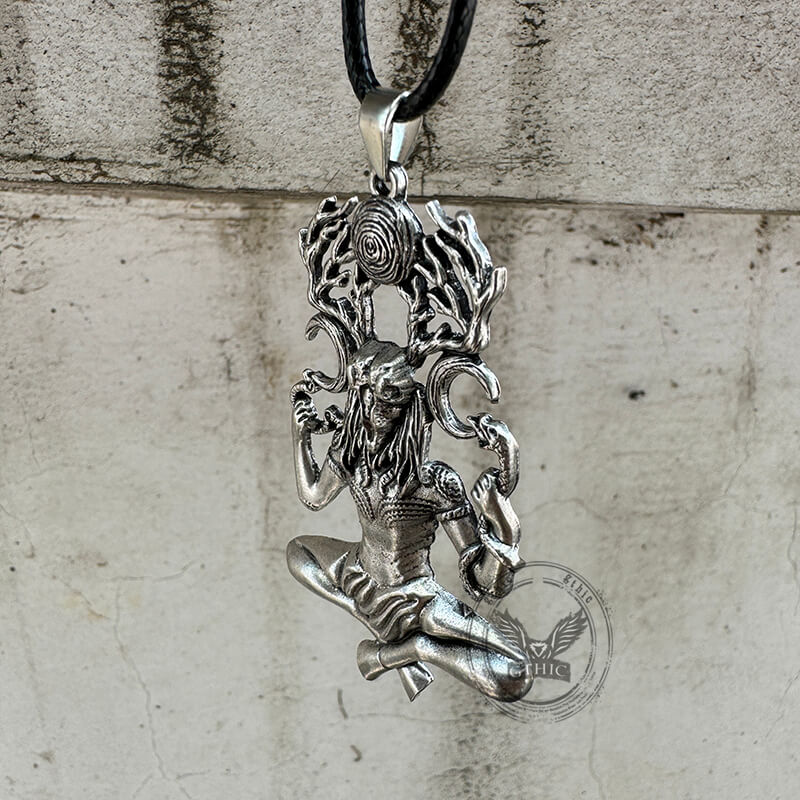 Natural Force Wendigo Skull Stainless Steel Pendant