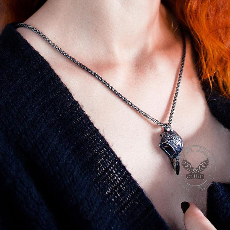 Retro Raven Stainless Steel Skull Pendant