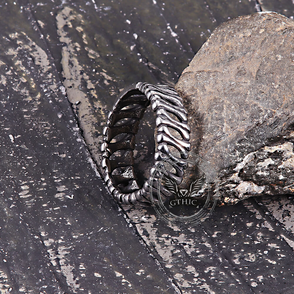 Vintage Bones Splicing Hollow Stainless Steel Ring