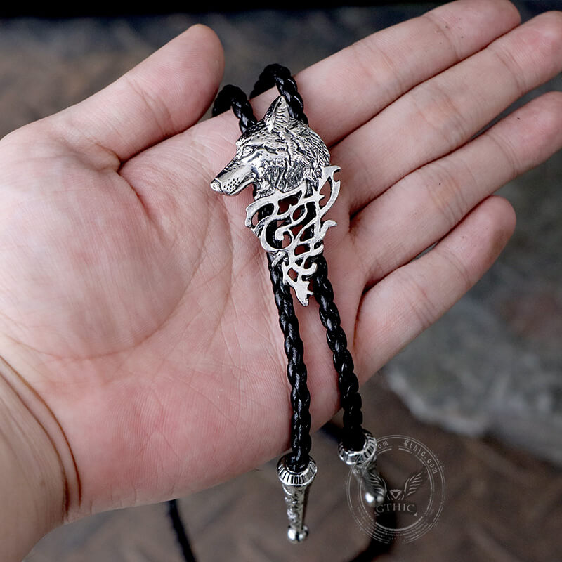Vintage Wolf Head Alloy Animal Bolo Tie